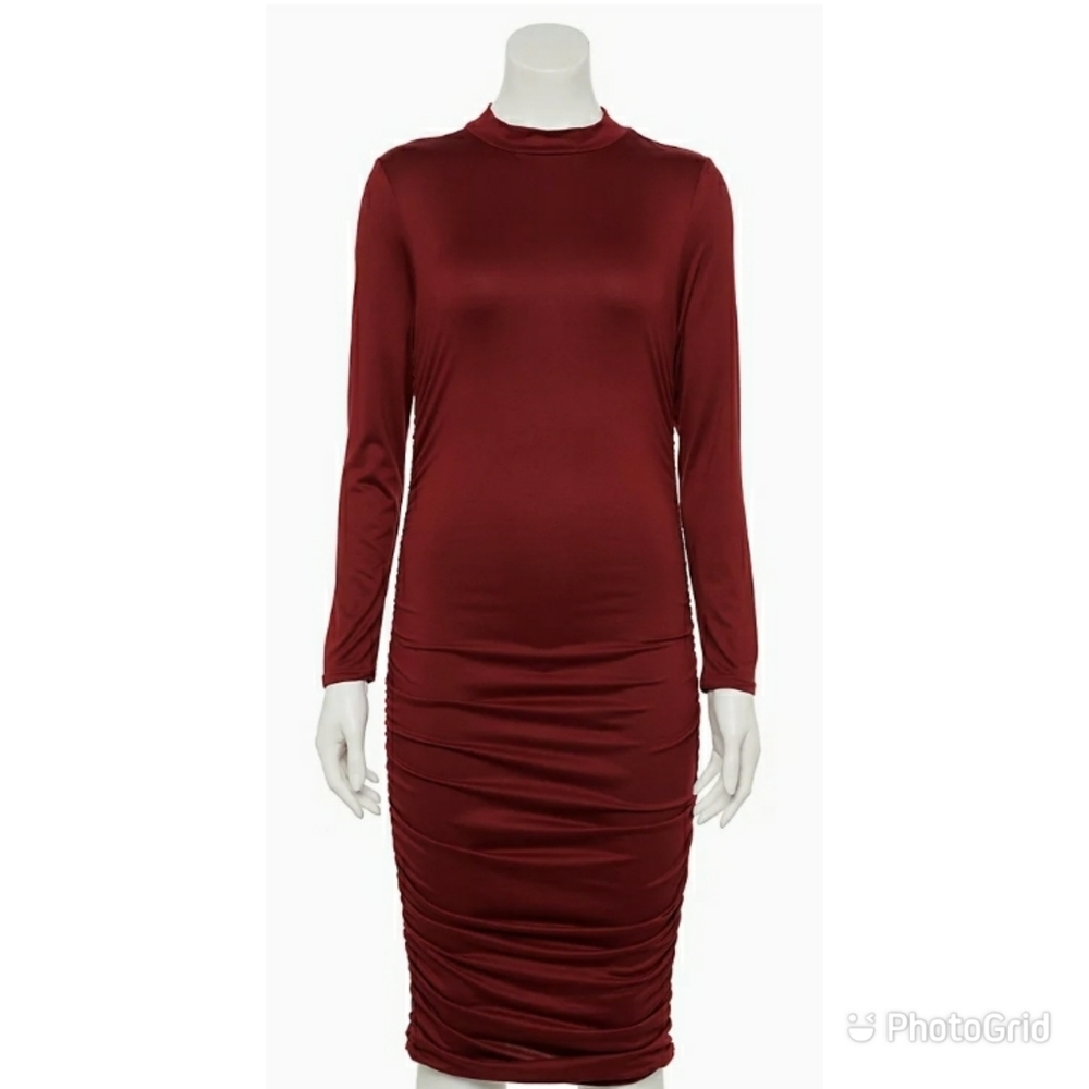 Almost Famous Turtle Neck Rouched Dress